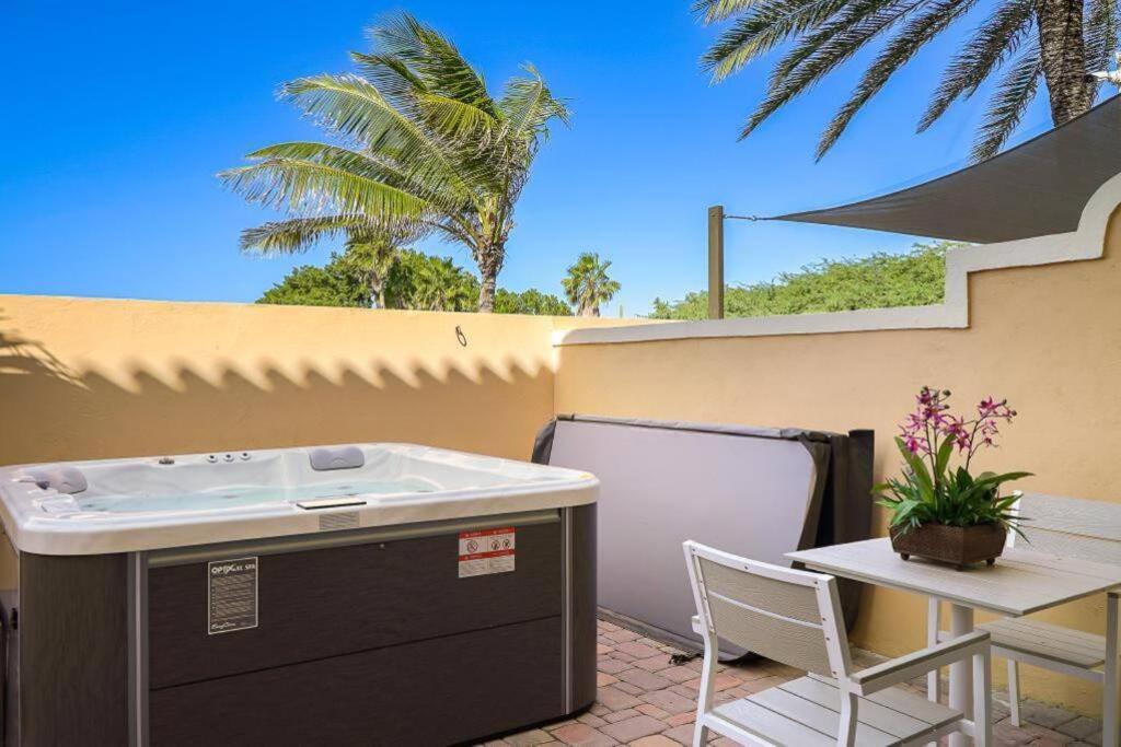 Incredible House In Gold Coast With Private Jacuzzi New Remodeling Villa Palm Beach Exterior photo